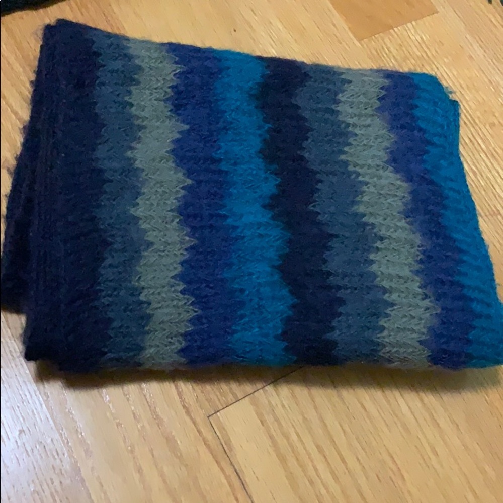 Infinity scarf